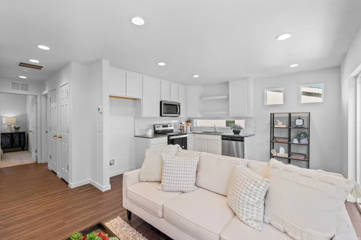 55 N Jordon River Way, Saratoga Springs, Utah 84045