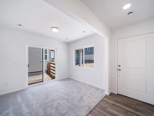 69 N Jordan River Way, Saratoga Springs, Utah 84045