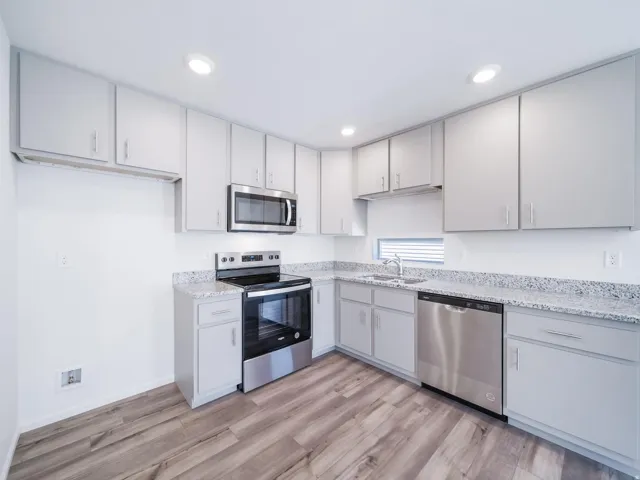 69 N Jordan River Way, Saratoga Springs, Utah 84045