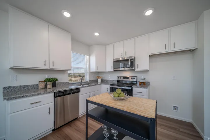 65 N Jordan River Way, Saratoga Springs, Utah 84045
