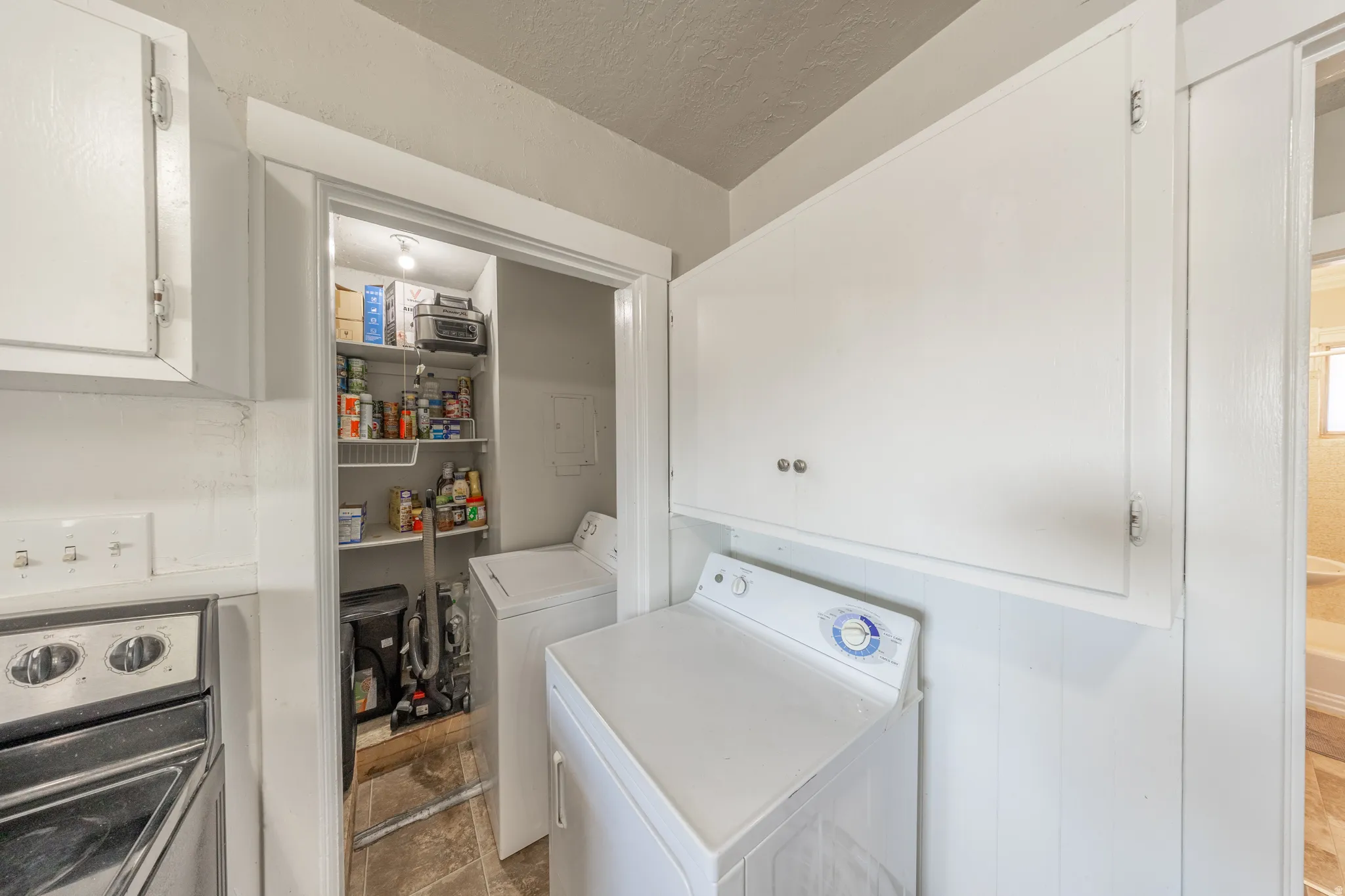 Laundry and pantry