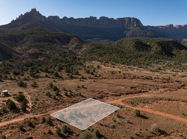 Parcel boundaries outlined — mountain views from the lot