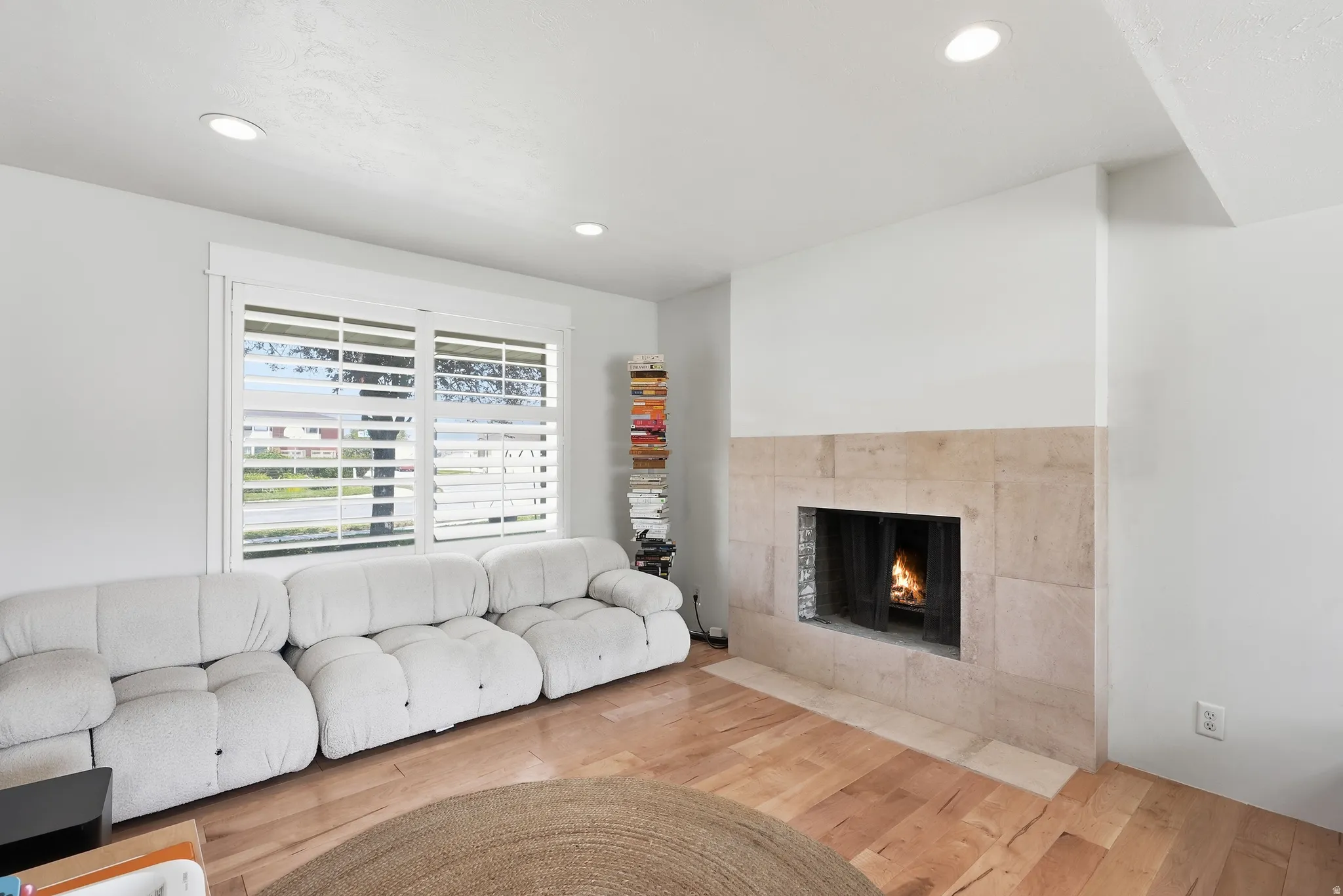 4 Bedrooms, 3.5 bathrooms. With a bonus space that can be used as a 5th Bedroom.
