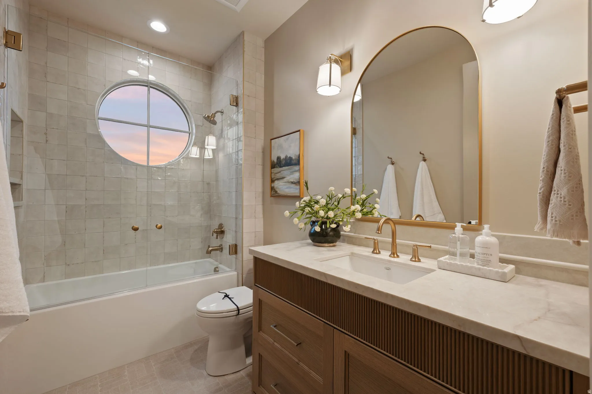 En-Suite Bathroom