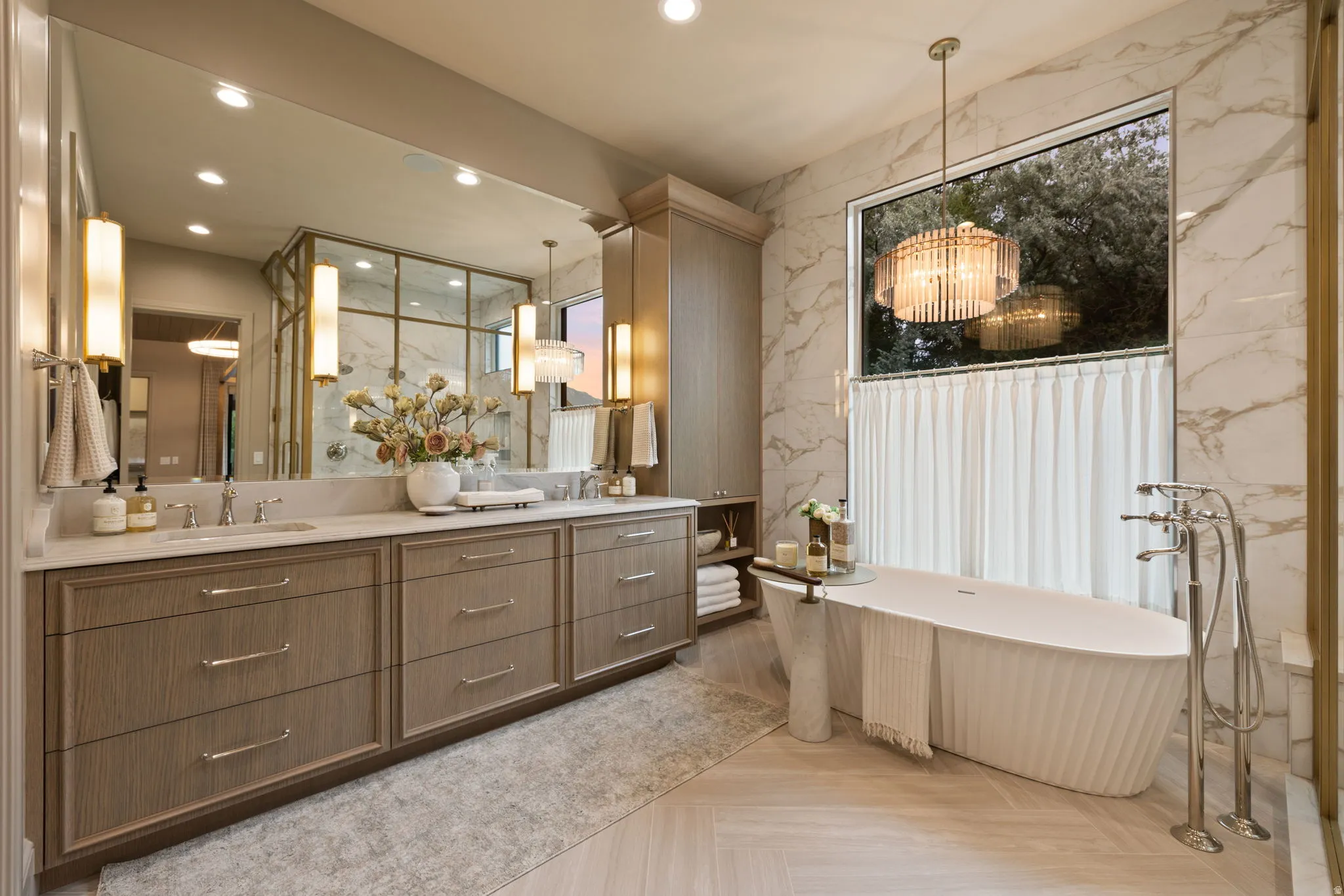 Main Floor Primary Bathroom