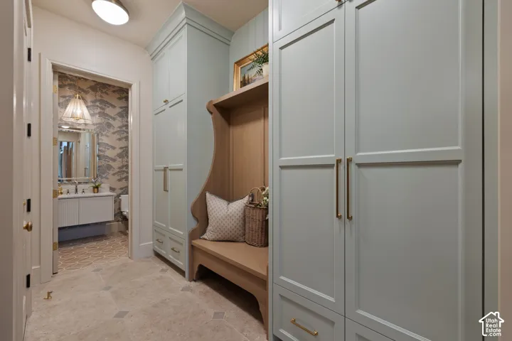 6204 W Hawkstone Way, Highland, Utah 84003