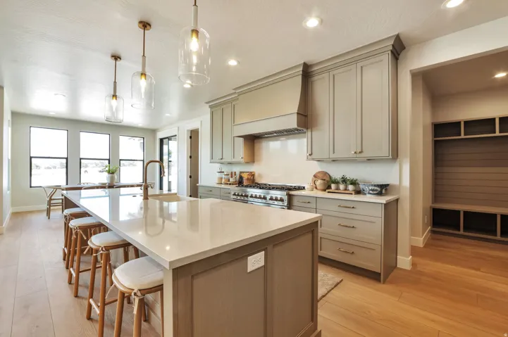 286 W Summerhill Ln, Centerville, Utah 84014