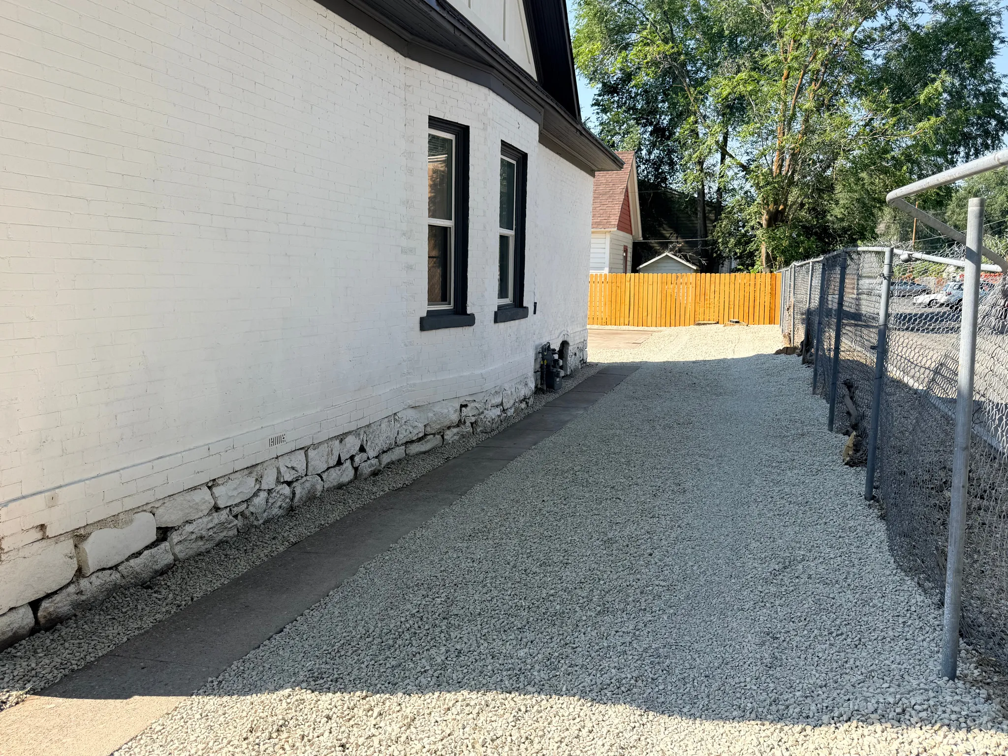 Driveway to backyard parking