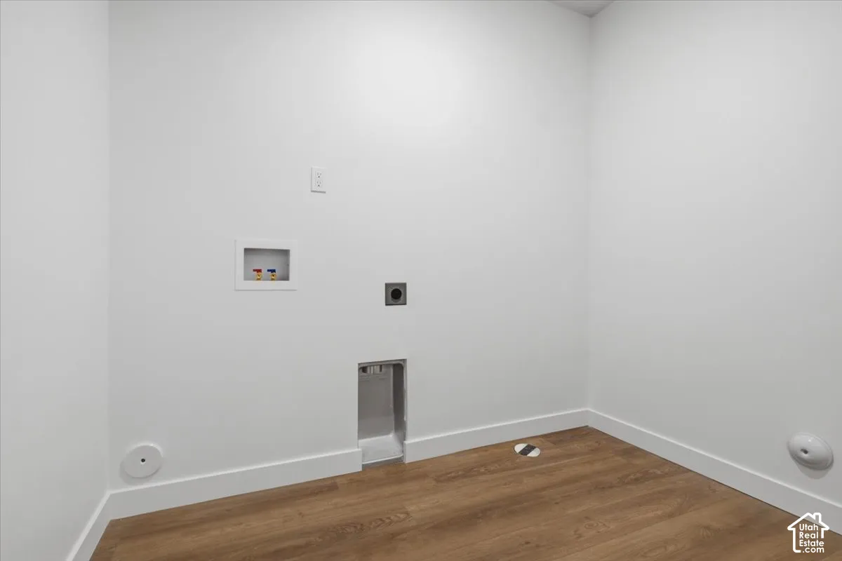 ADU has a HUGE Laundry Room w/ Extra Space for a Folding Table or Storage!