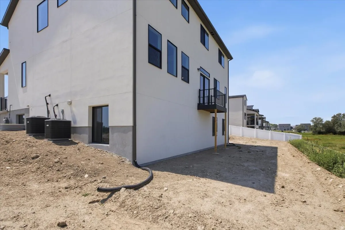 Walk out Basement with 9' walls and ADU