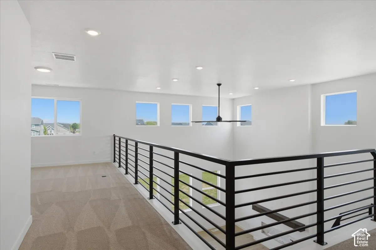 Open to Below w/ modern Minimalist Sleek Railing.