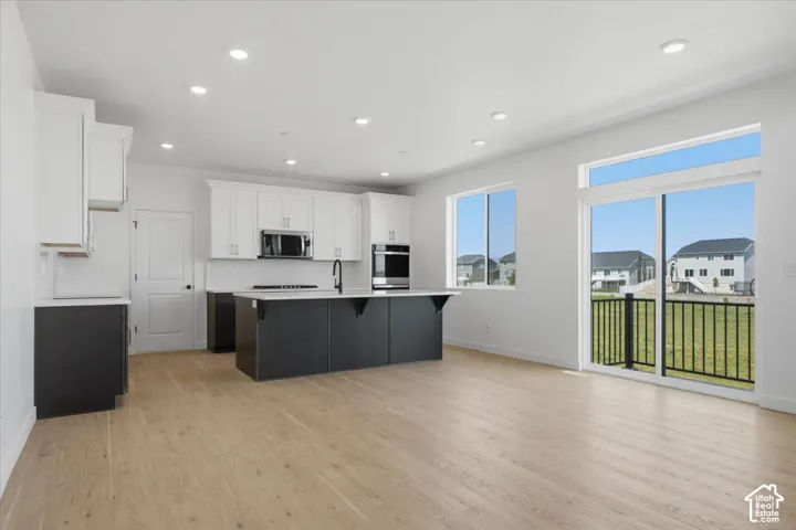 Dining Nook Can accommodate an Extra Large Table with Ease!