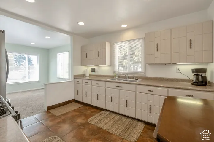All appliances are included