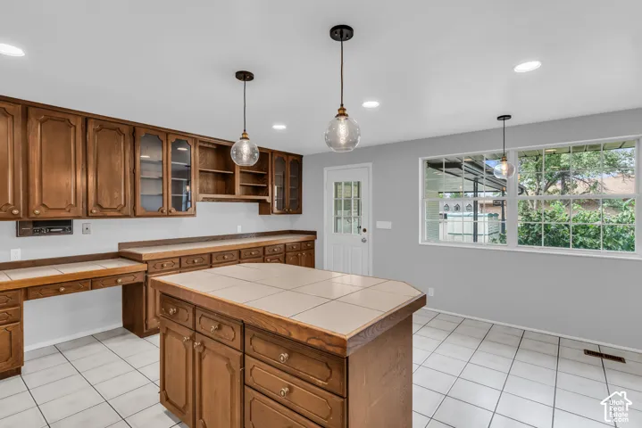 2329 E Sublette Pl, Sandy, Utah 84093