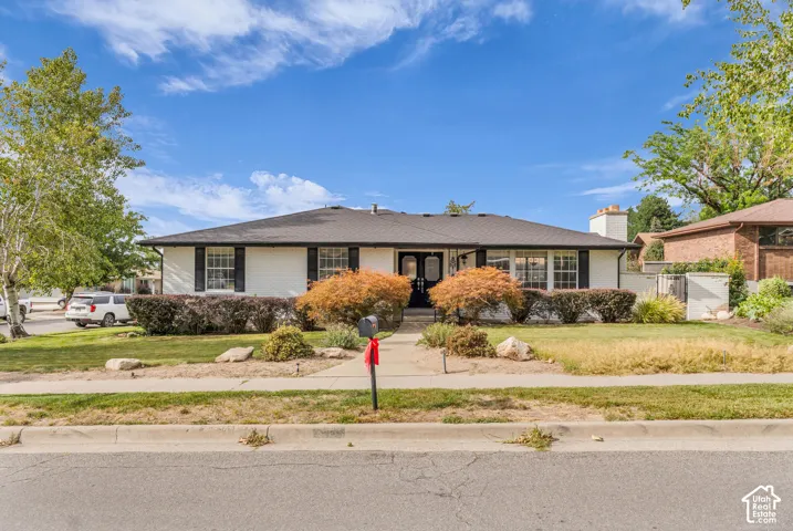 2329 E Sublette Pl, Sandy, Utah 84093