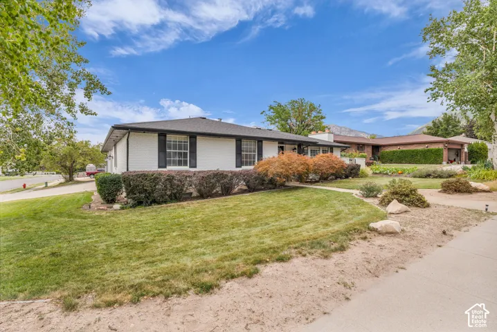 2329 E Sublette Pl, Sandy, Utah 84093