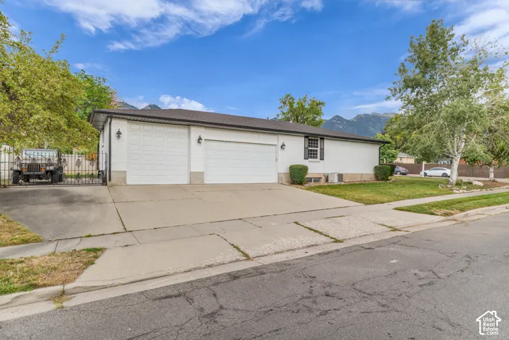 2329 E Sublette Pl, Sandy, Utah 84093