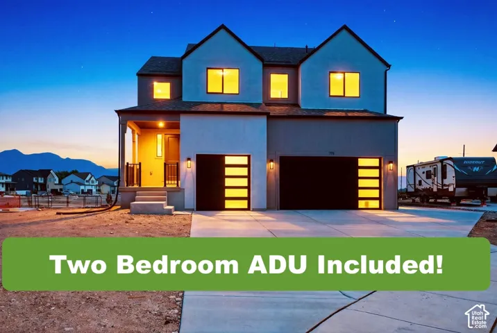 Juniper 6 Bedroom home w/ a 2 Bedroom ADU    included!