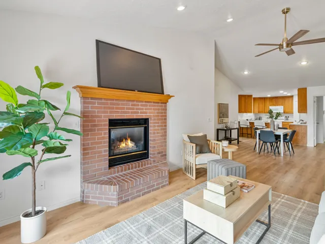 672 E 900 S, Pleasant Grove, Utah 84062