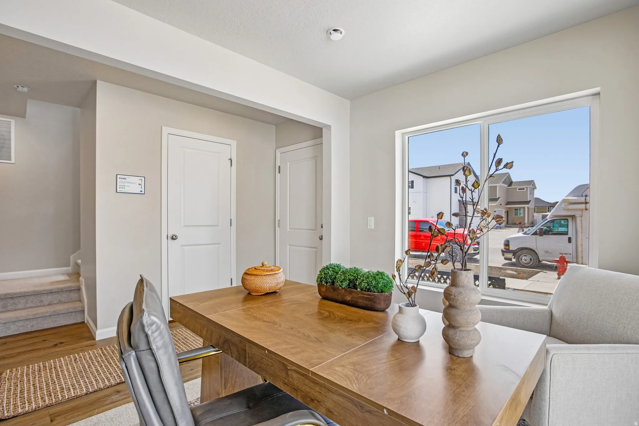Wood-finish flooring with neutral wall tones