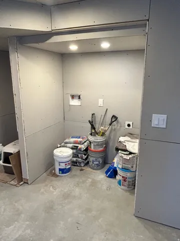 Washer and Dryer Hookups