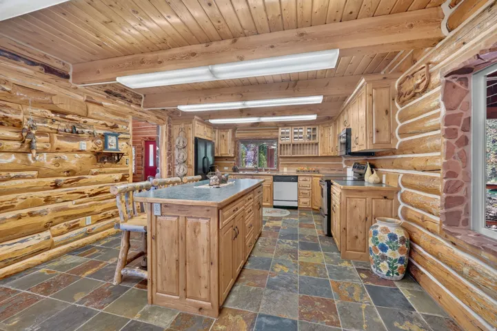 2371 N Ut-32, Kamas, Utah 84036