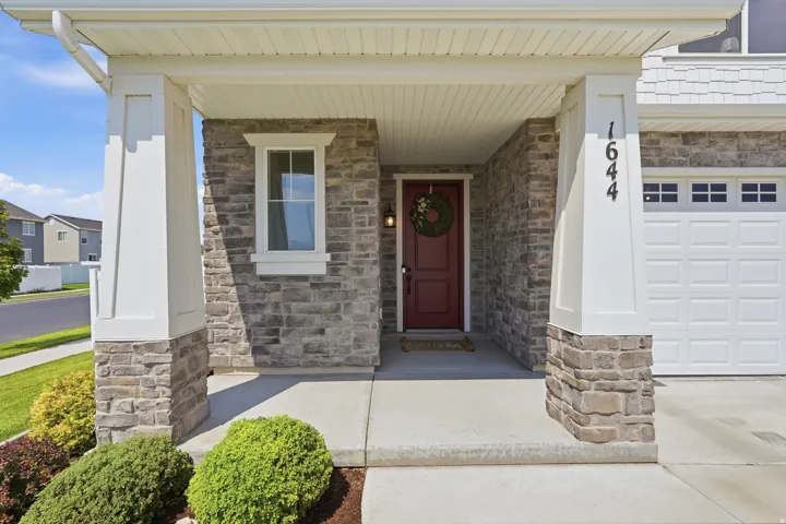 Stone veneer and siding exterior