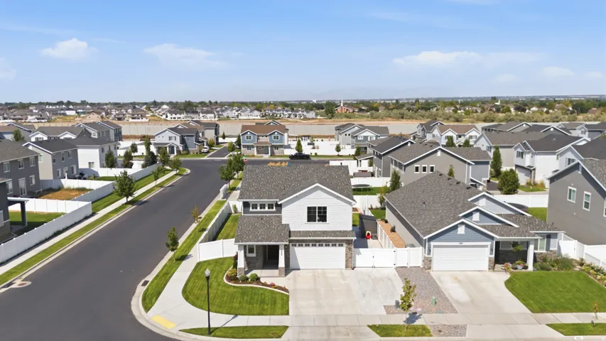 1644 W Red Pine Dr, Syracuse, Utah 84075