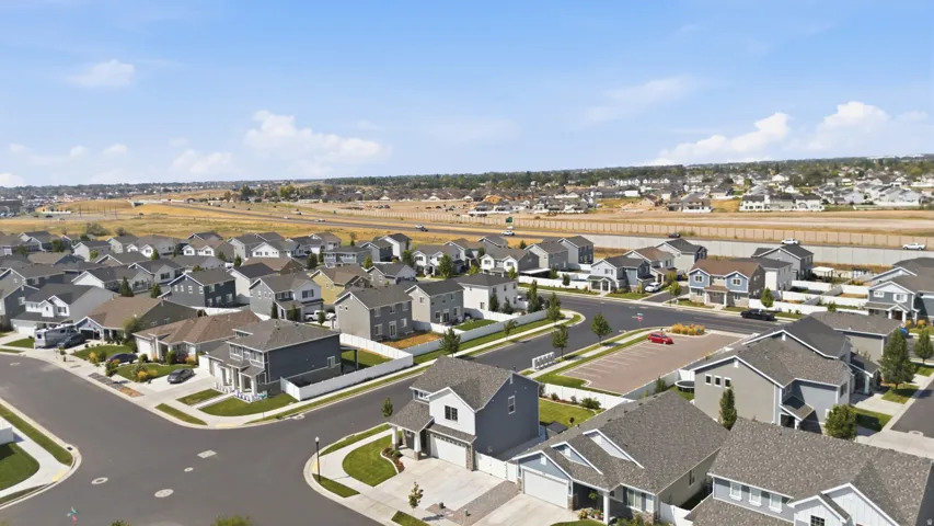 1644 W Red Pine Dr, Syracuse, Utah 84075
