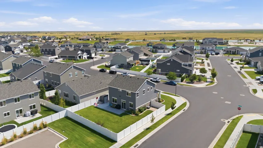 1644 W Red Pine Dr, Syracuse, Utah 84075