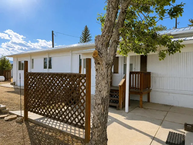 910 E Clawson Bench Rd, Clawson, Utah 84516