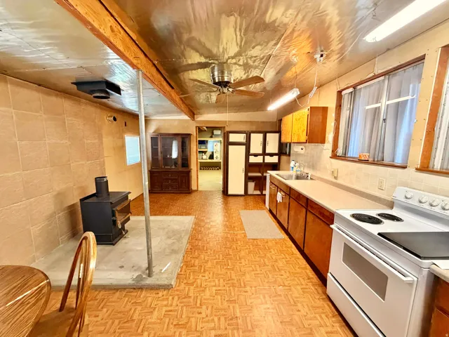 910 E Clawson Bench Rd, Clawson, Utah 84516