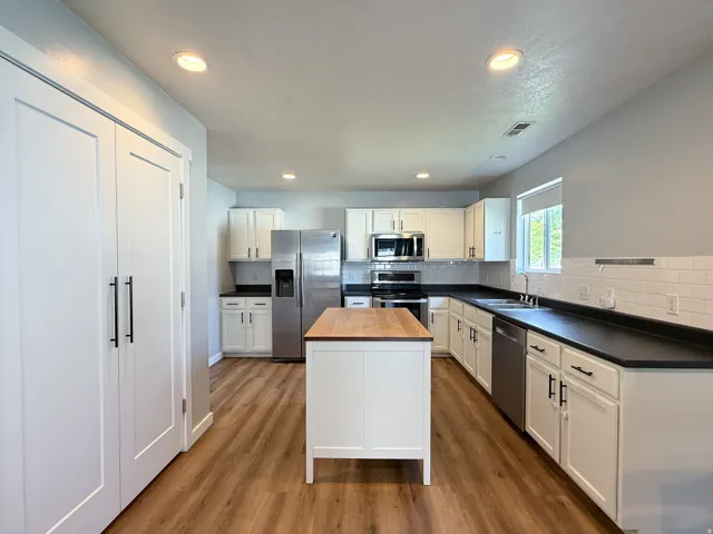 1872 S 575 E, Clearfield, Utah 84015