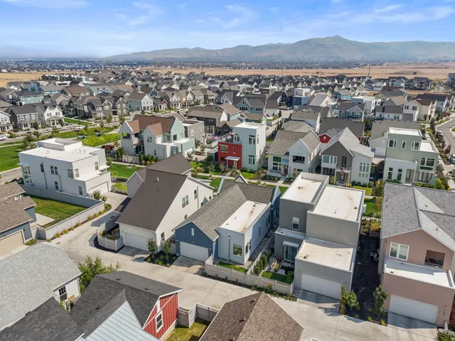 Newly developed neighborhood featuring modern architectural styles and varied exterior finishes