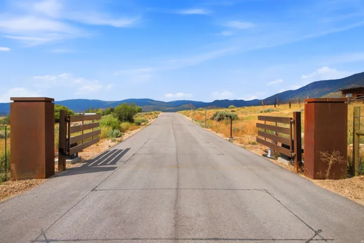 875 Hoyt Peak Ranch Rd, Marion, Utah 84036