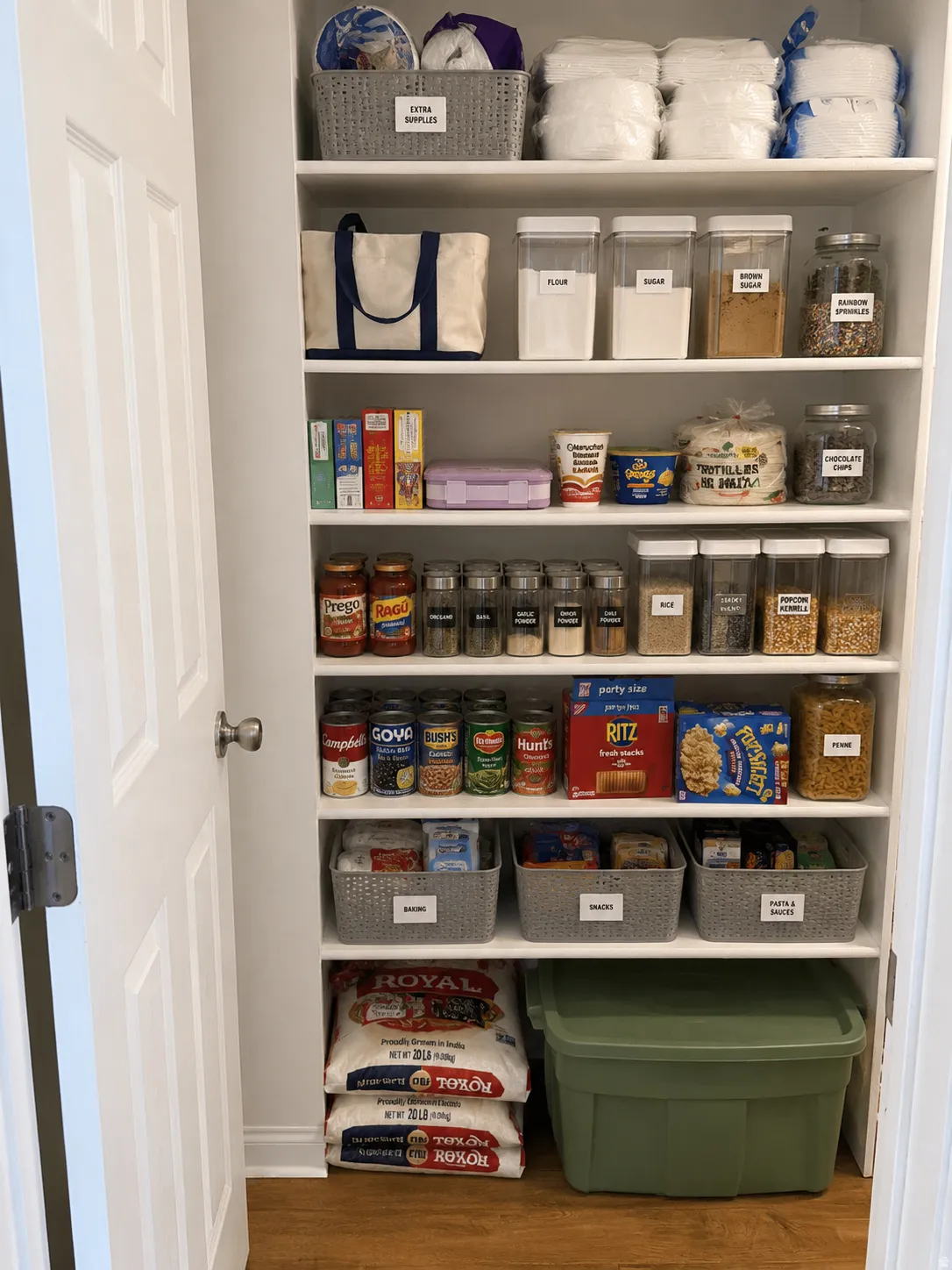 Built-in shelving with adjustable white shelves