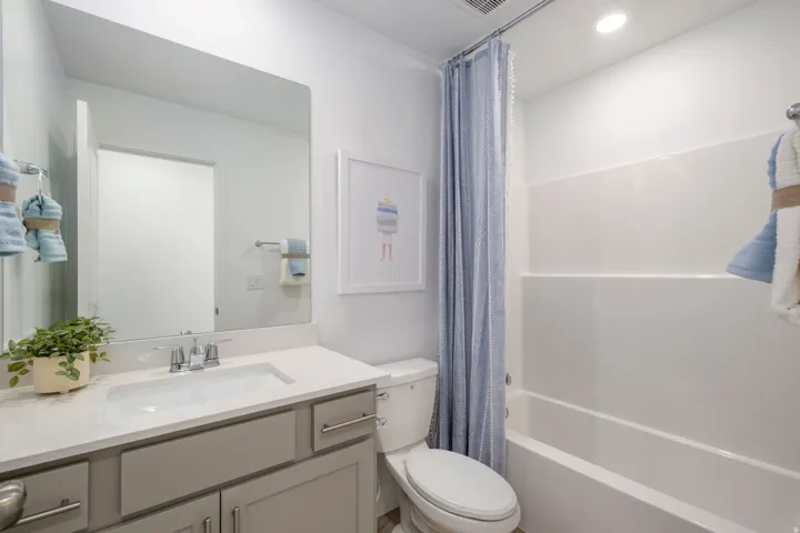 2164 E Swallow Dr #4045, Eagle Mountain, Utah 84005
