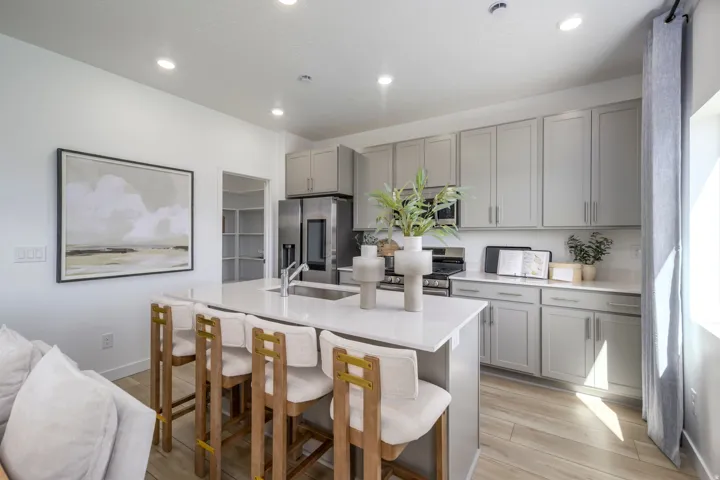 2164 E Swallow Dr #4045, Eagle Mountain, Utah 84005