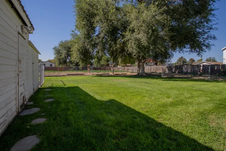 8686 S Temple Dr, West Jordan, Utah 84088