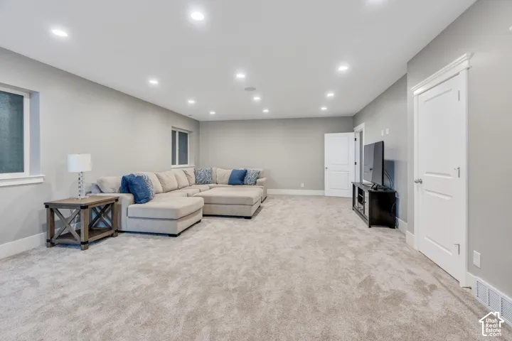 Imagine entertaining guests in this space!