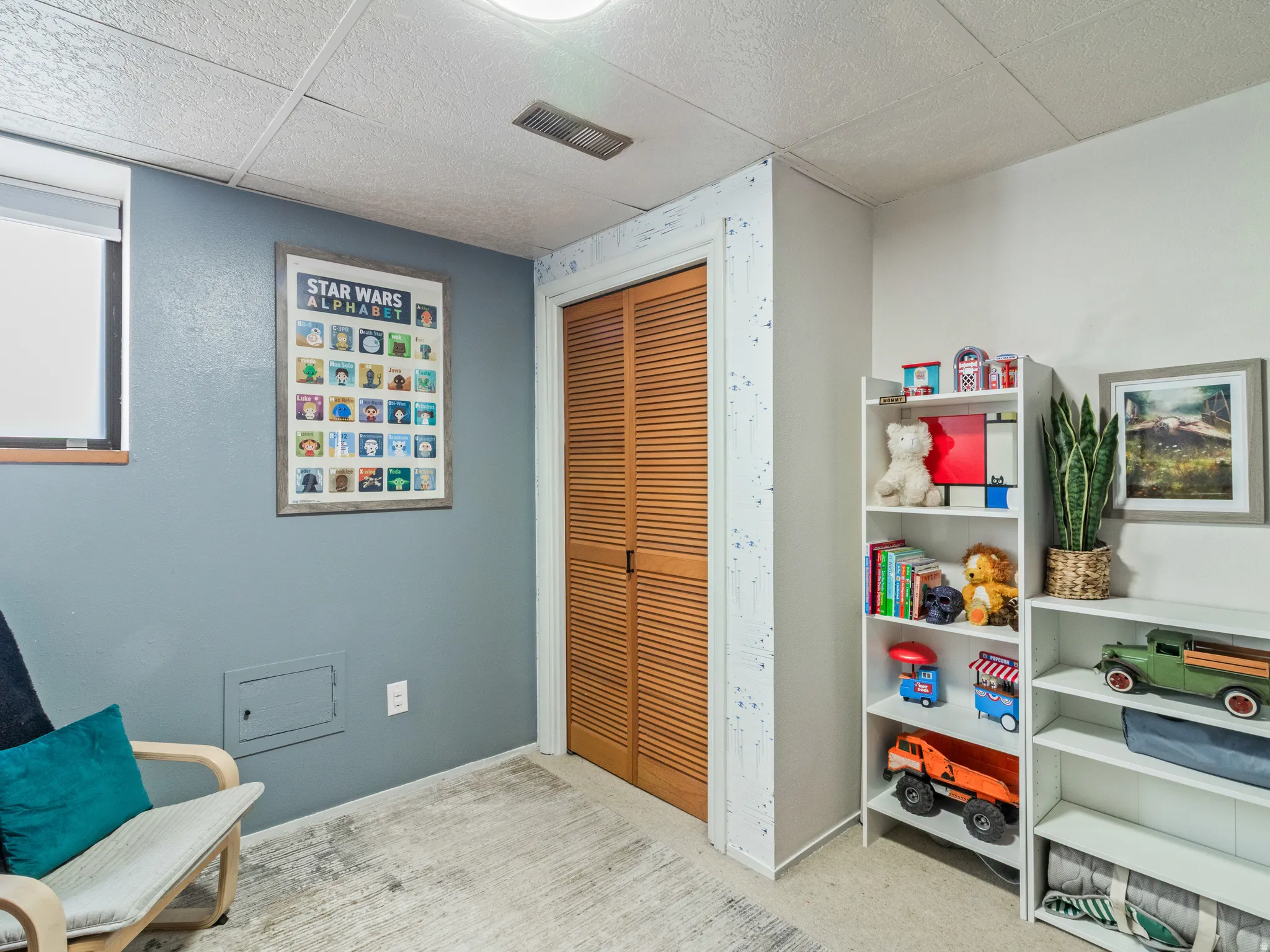 White drop ceiling with recessed lighting