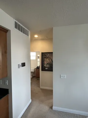 Recessed ceiling lighting