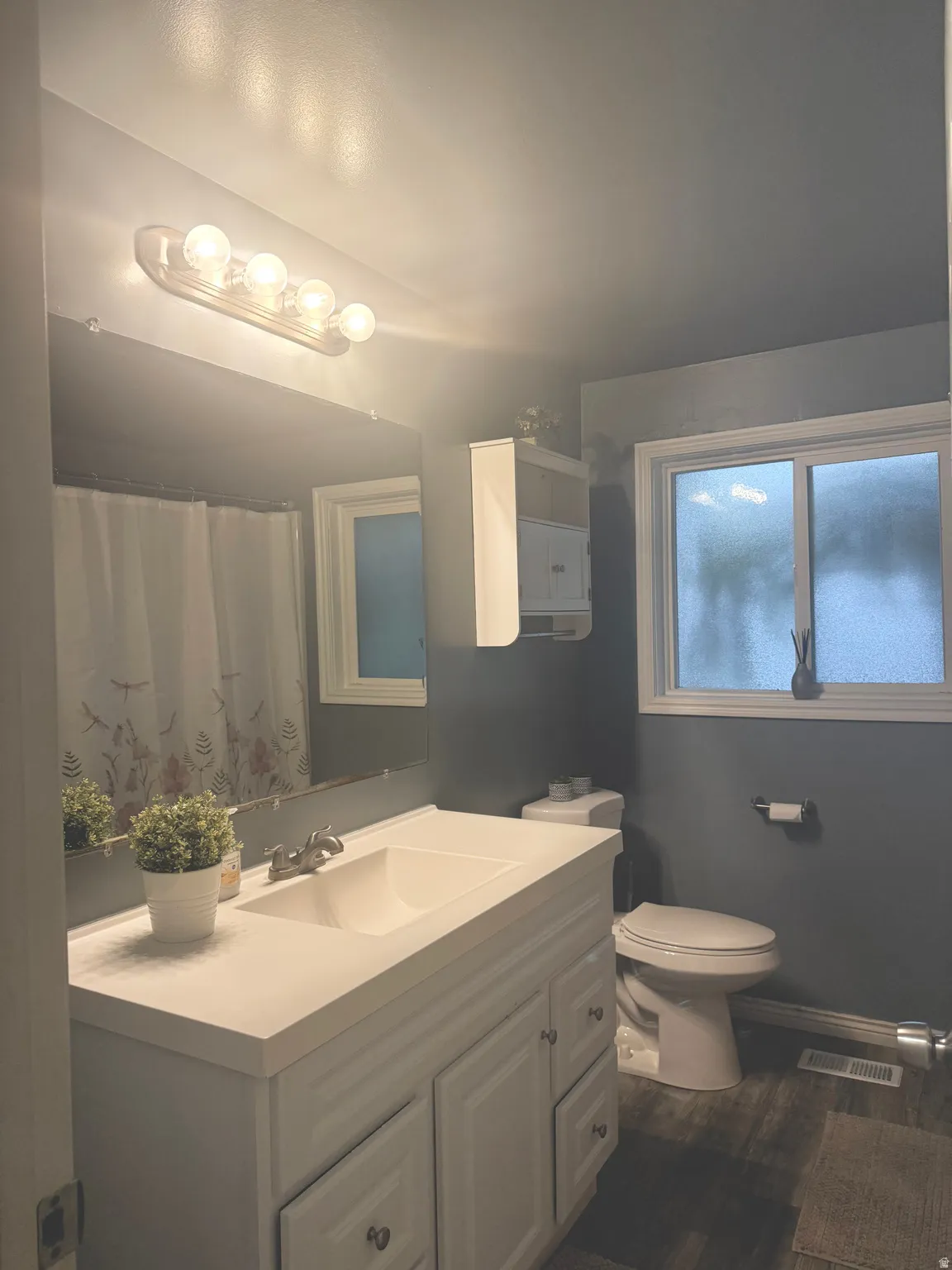 Bathroom upstairs