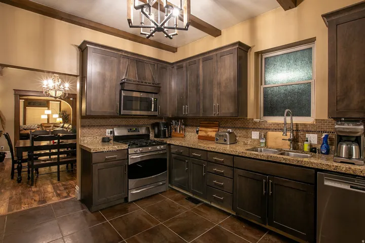 121 T St, Salt Lake City, Utah 84103