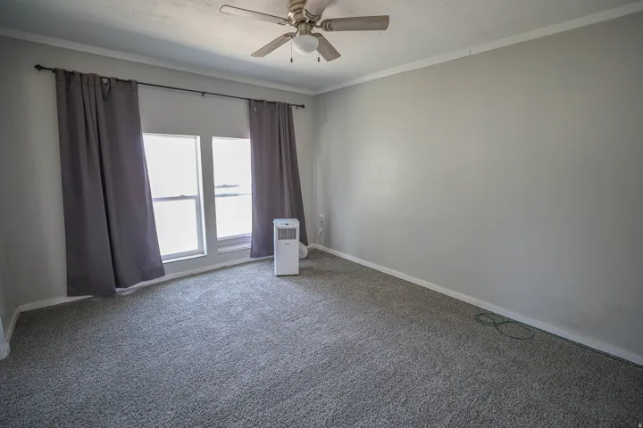 956 N 1175 W, Clinton, Utah 84015