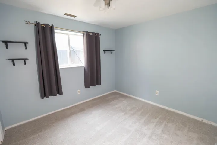 956 N 1175 W, Clinton, Utah 84015