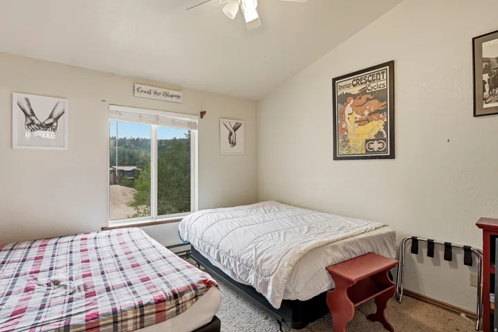 Dual windows provide natural illumination