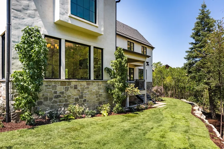 9653 S Quail Hill Ln, Sandy, Utah 84092
