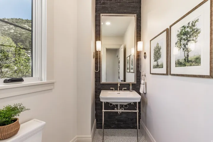 9653 S Quail Hill Ln, Sandy, Utah 84092