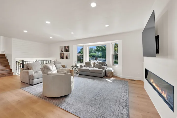 5559 S 150 W, Washington Terrace, Utah 84405